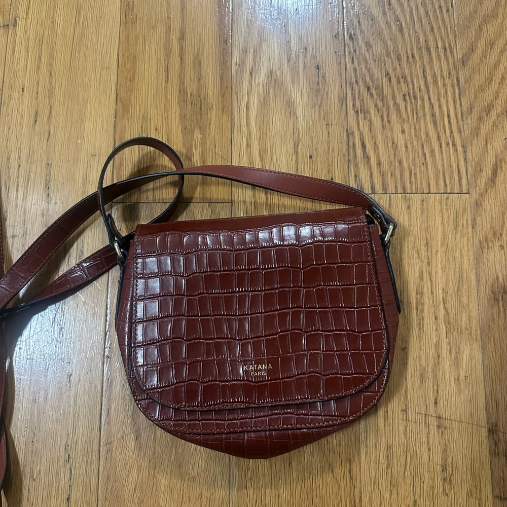 Brown Croc-Embossed Crossbody Bag